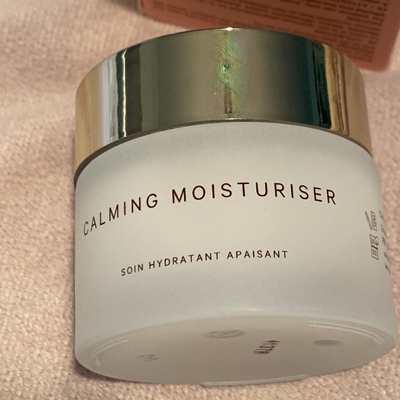 MZ Skin the Calming Moisturizer - Picture 10 of 11